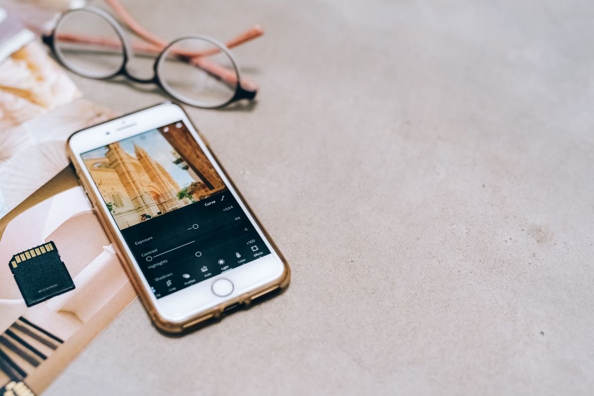 Editing a photo on a phone using the best AI photo editing app 2026 tools