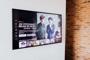 Streaming apps on a smart TV: weighing a bundle against separate subscriptions